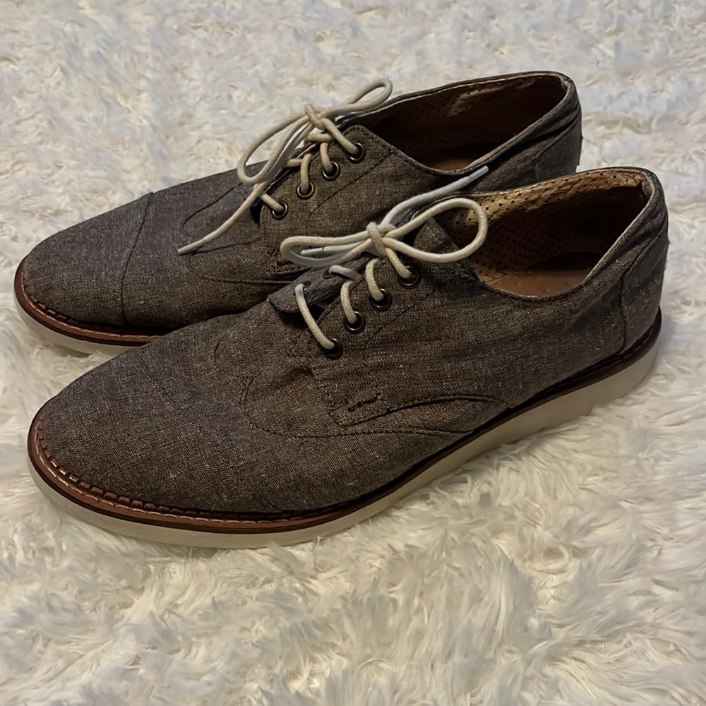 Toms Dress shoe